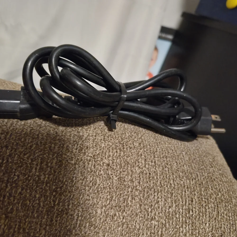 6' Long 3-Prong NEMA 5-15P To IEC C13 Universal AC Power Cable